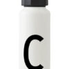 Botella isotérmica Arne Jacobsen - 500 ml - Letra C Cartas blancas de diseño Arne Jacobsen