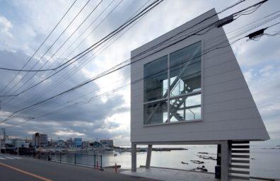 Yasutaka-Yoshimura-Architekten-Fenster-Haus-design-02